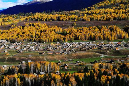 九月傳奇4：賽湖、魔鬼城、喀納斯、白哈巴、禾木、可可托海、胡楊純玩9日